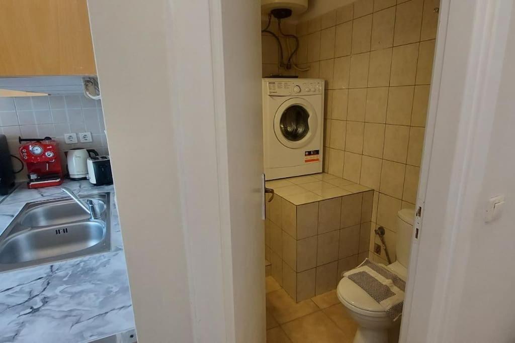 Spacious Beauty In Athens, 55M2, Metro 7' Exterior photo